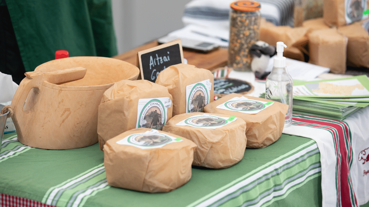 Pamplona reúne a más de 40 productores navarros en la XI Semana del Producto Local