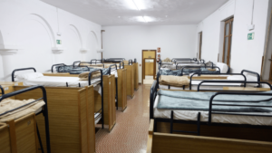 albergue personas sin hogar pamplona