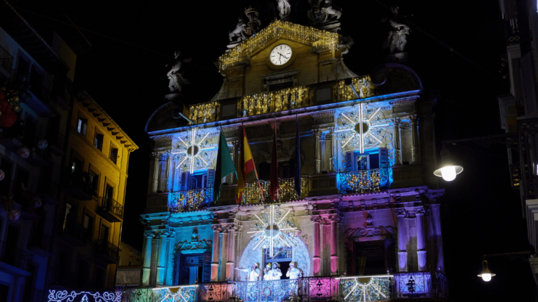 pamplona horarios cierre establecimientos nochebuena nochevieja