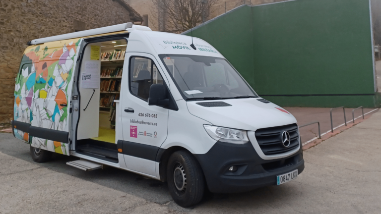 bibliobus tierra estella