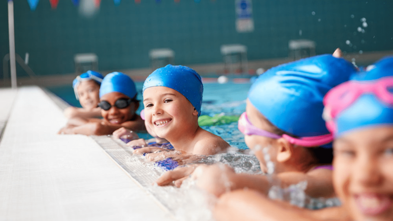 cursos natacion infantil otono pamplona