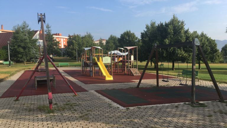 pamplona reforma parques infantiles