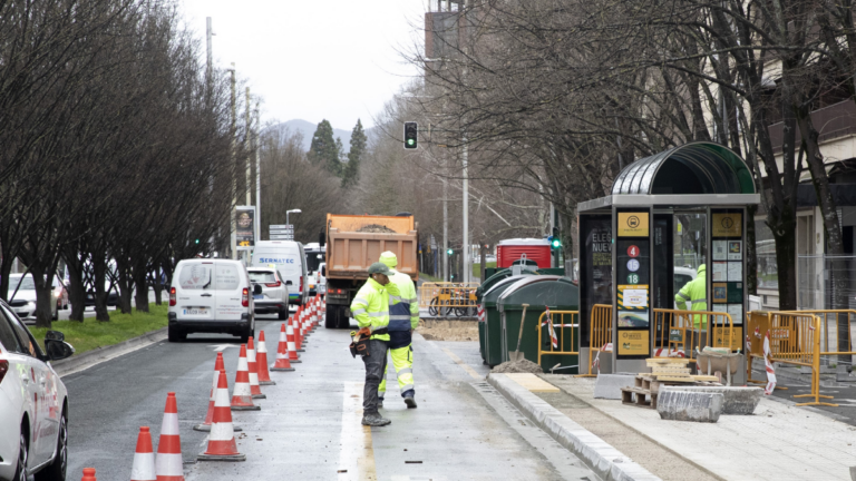 asfaltado pio xii pamplona cortes trafico