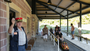 parque tren trinitarios pamplona