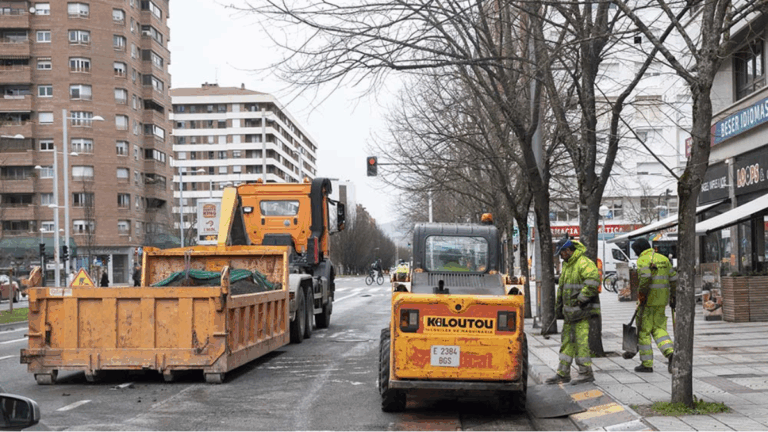 cortes trafico pio xii pamplona junio