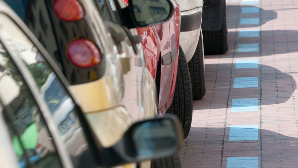 Pamplona recupera las tarifas habituales del estacionamiento limitado