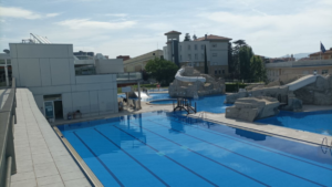 piscina recreativa de Larrabide